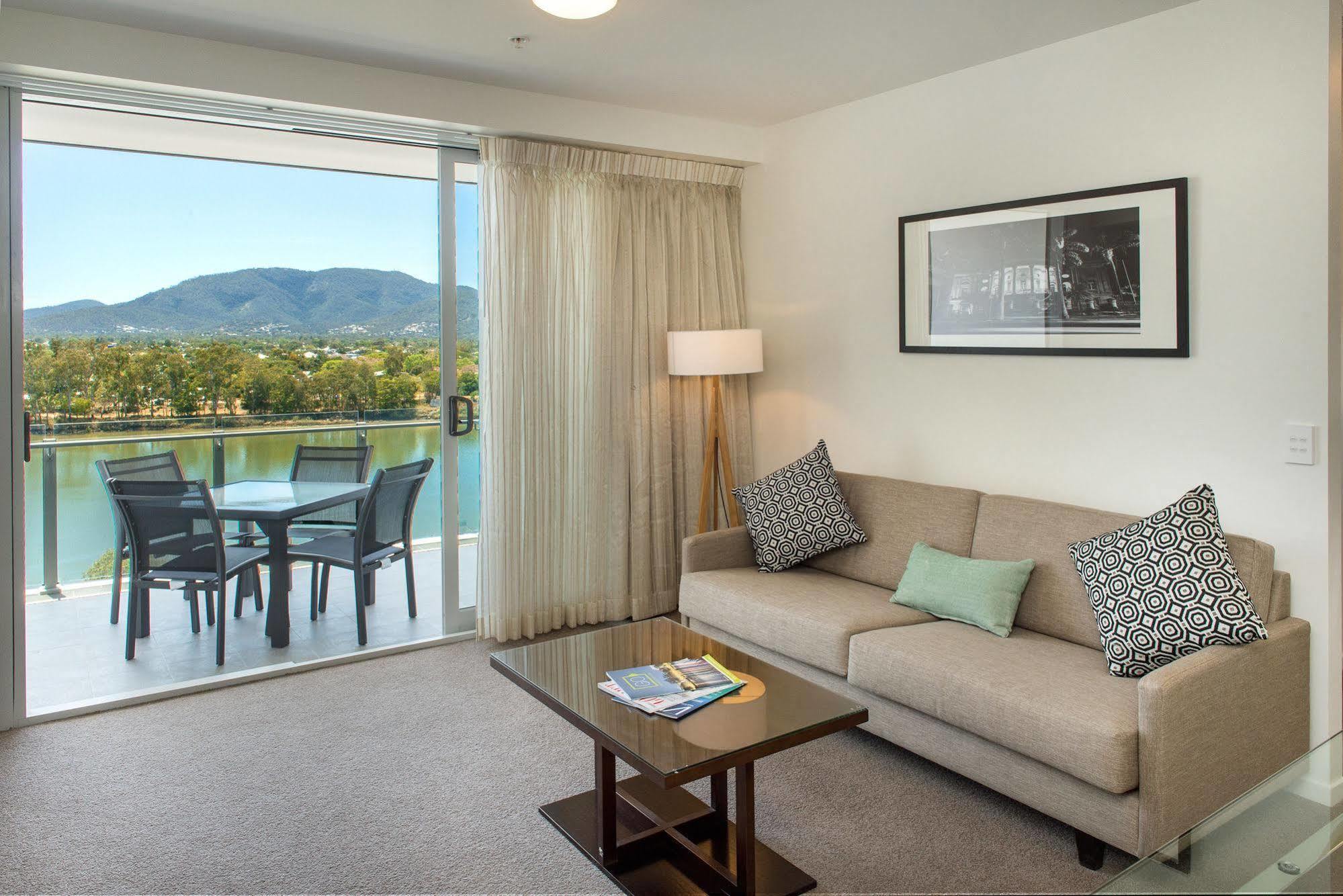 Empire Apartment Hotel Rockhampton Kültér fotó